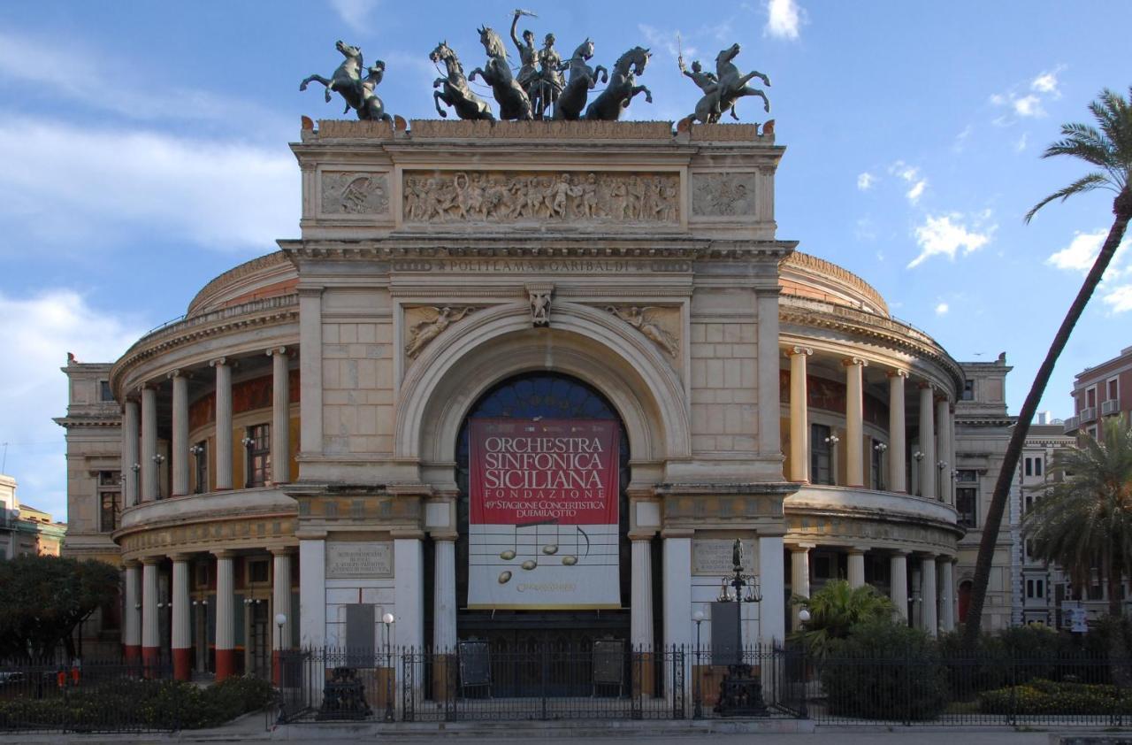 Ferienwohnung Piazza Politeama Palermo Exterior foto